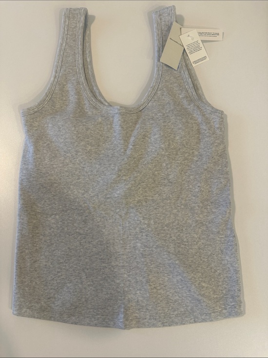 Abercrombie & Fitch Tops - Abercrombie & Fitch Gray Ribbed Tank Top